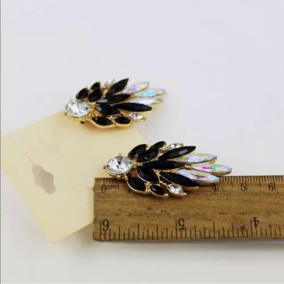 Trendy black & diamond statement earrings - Picture 3 of 6